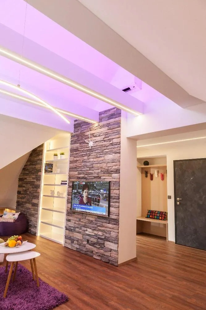 Apartman 3Kk - 115M2 V Klidne Lokalite - Praha 4 Tjeckien