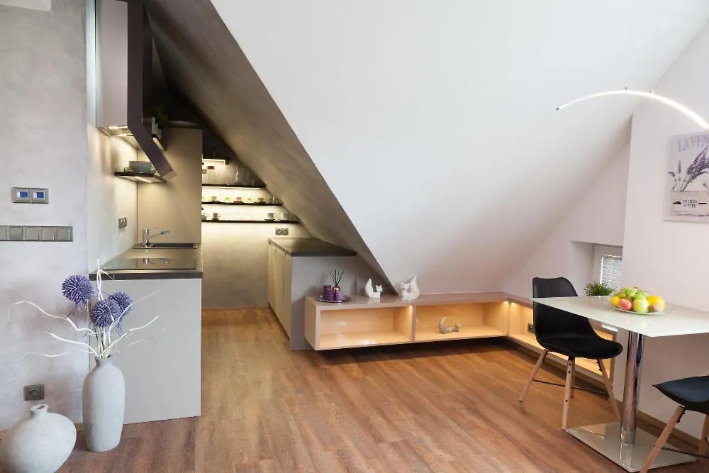 Apartman 3Kk - 115M2 V Klidne Lokalite - Praha 4 Lägenhet Prag
